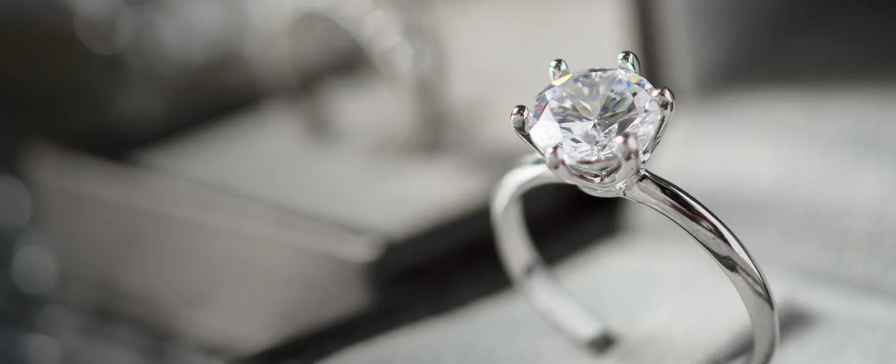 Lab-Grown Engagement Rings in Miami